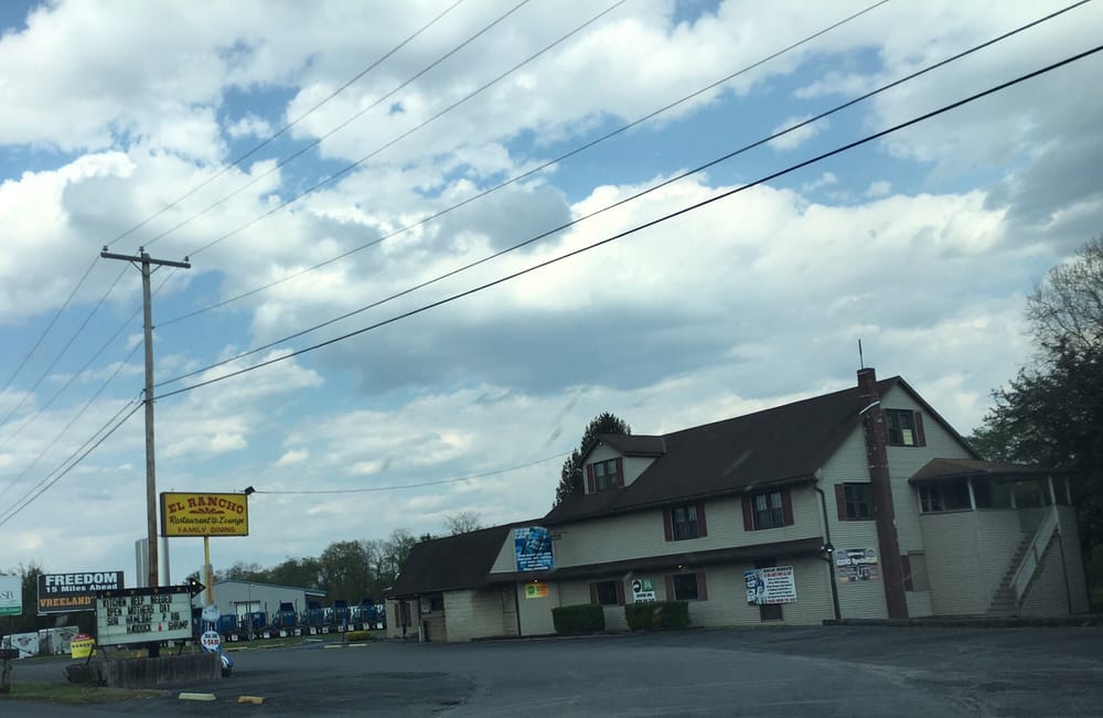 El Rancho Restaurant & Lounge