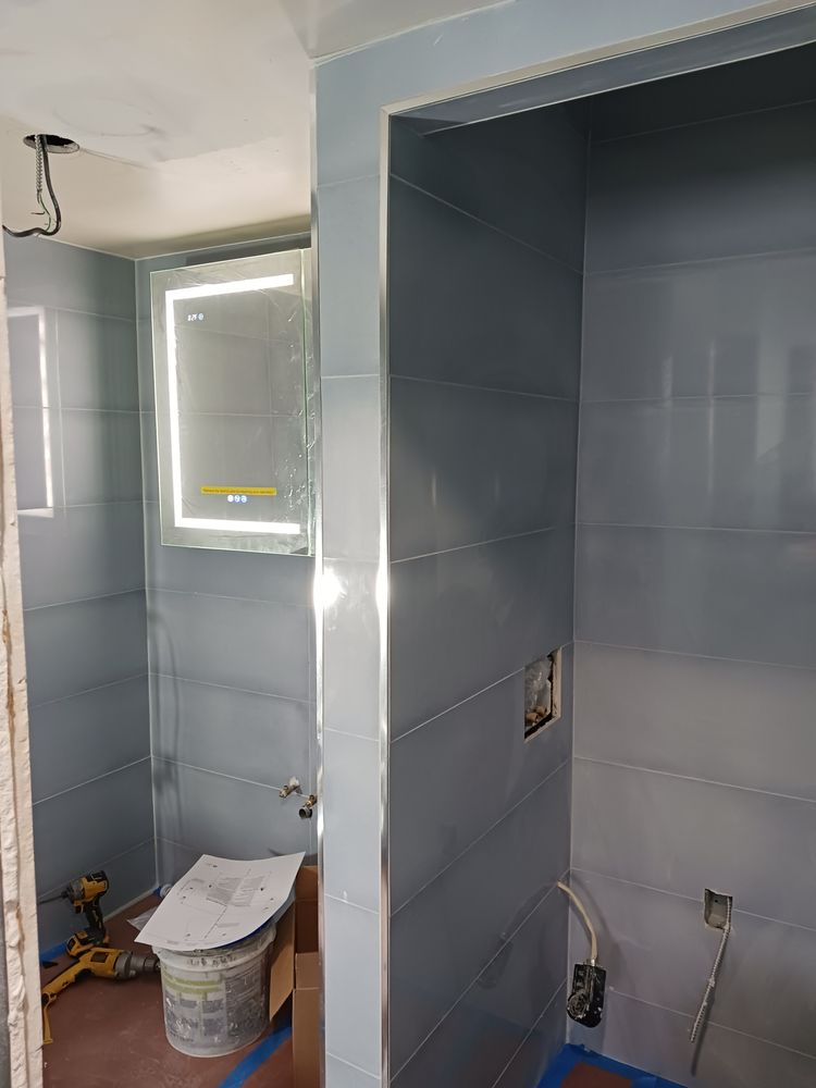 Roque Paints