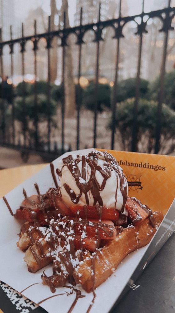 Wafels & Dinges - Fifth Avenue
