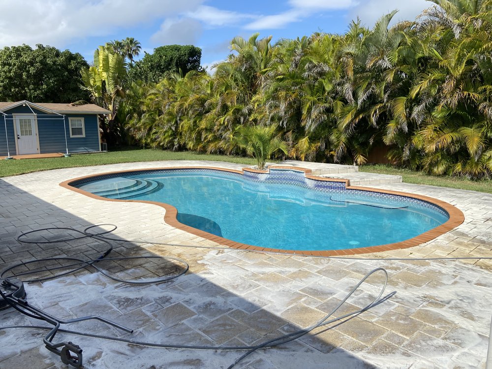Top 2 Bottom Pressure Washing