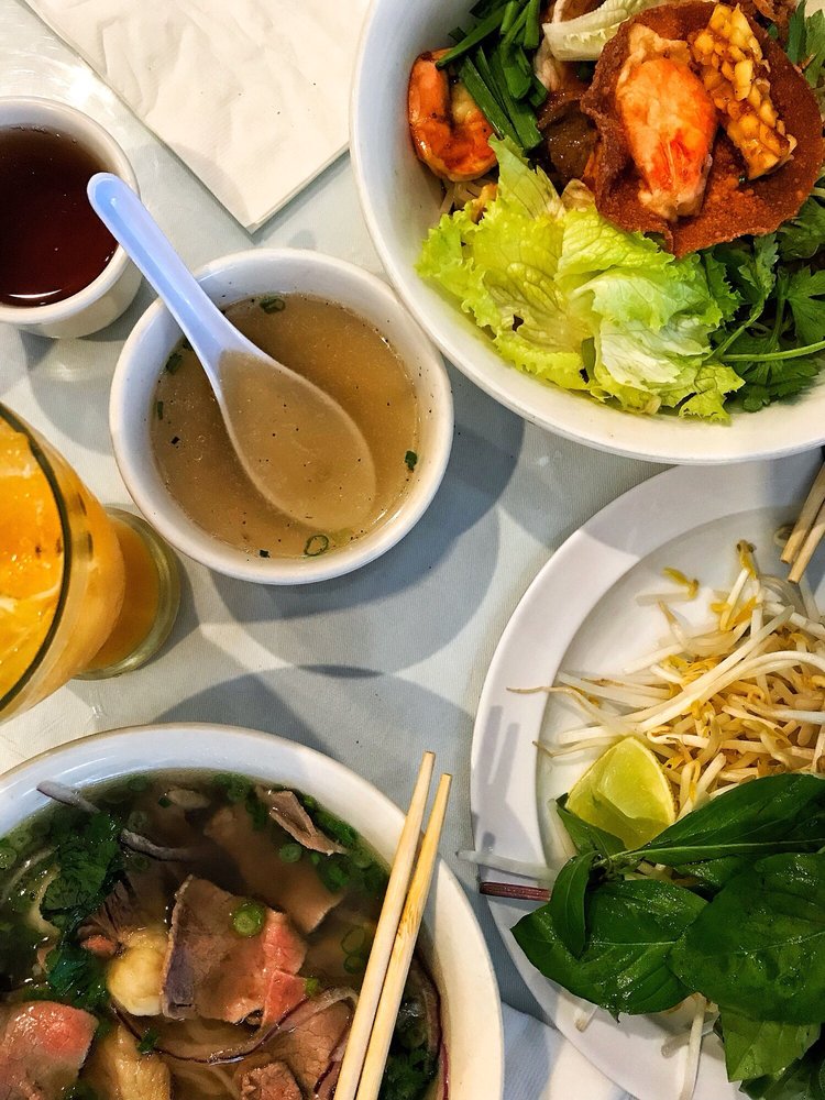 Pho Palace