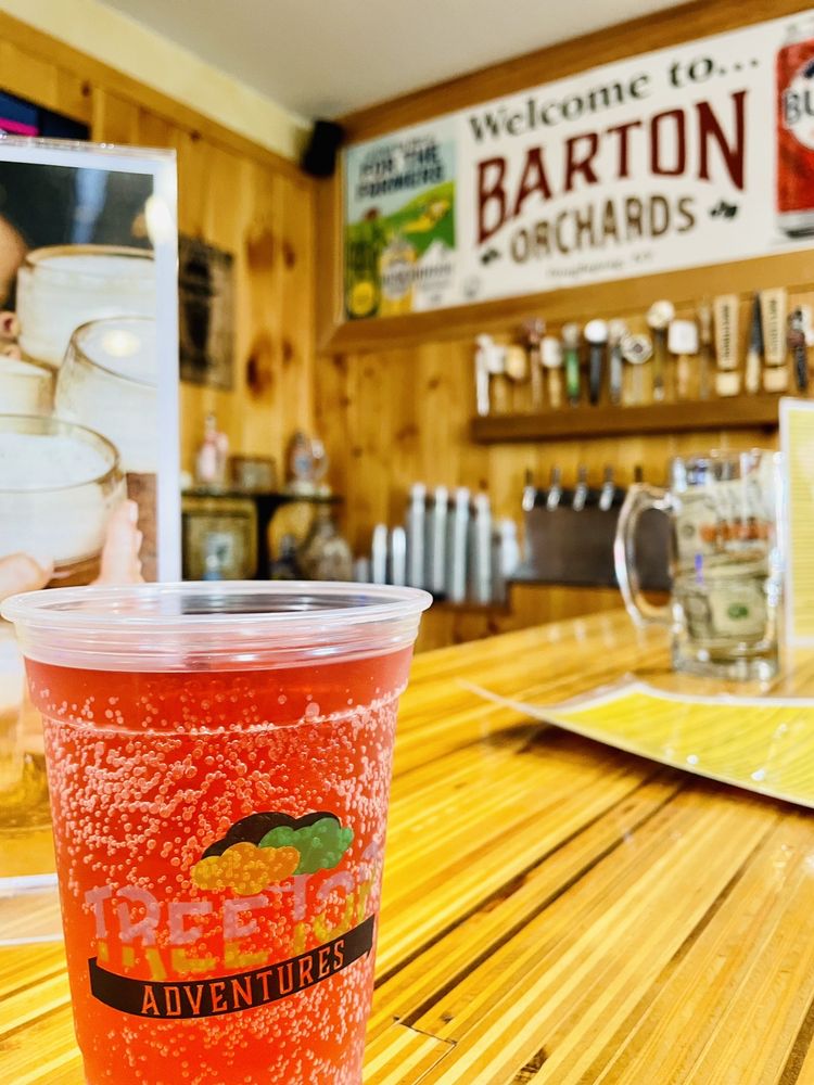 Barton Orchards, Poughkeepsie Roadtrippers