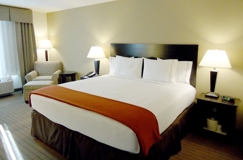 Holiday Inn Express & Suites El Paso Airport