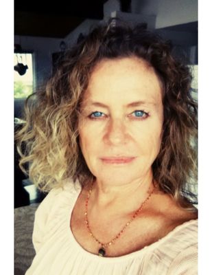 Jeanne Reynolds, LMT