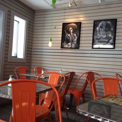 Los Garcia Mexican Fusion 93 Photos 132 Reviews 822 Photo Of Los Garcia Mexican Fusion Waterbury Ct United States Inside Seating