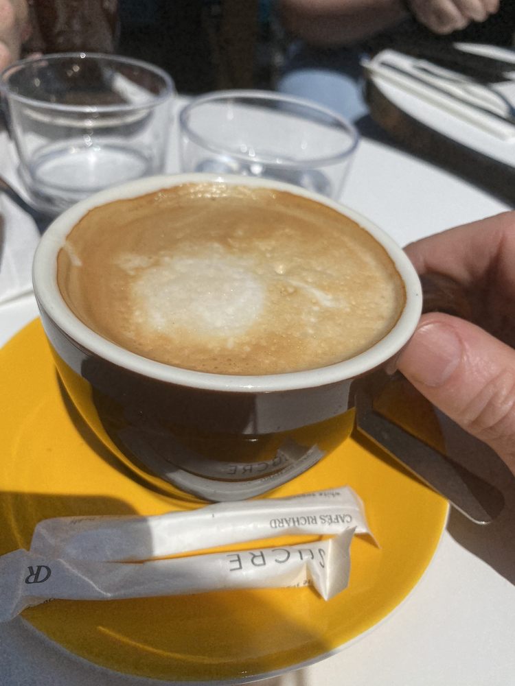 ZigZag Café