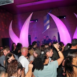 Tacoma dance clubs