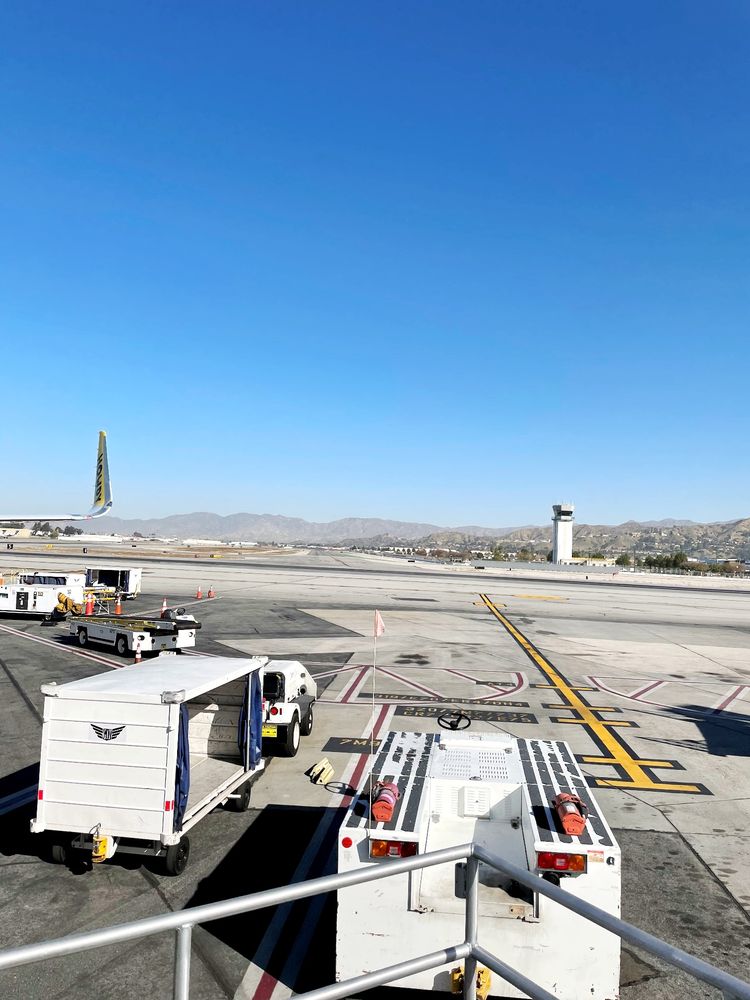 Hollywood Burbank Airport Parking