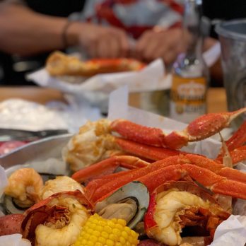 Yummy Crab Seafood Restaurant Sports Bar 112 Photos 73 Reviews Photo Of Yummy Crab Seafood Restaurant Sports Bar Jacksonville Beach Fl United