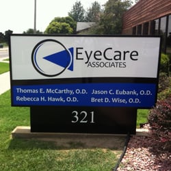 Top 10 Local Eye Doctors Accepting Patients Now
