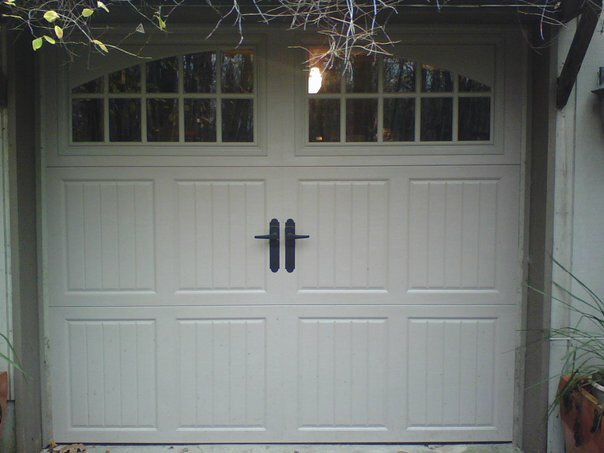 R & S Garage Doors