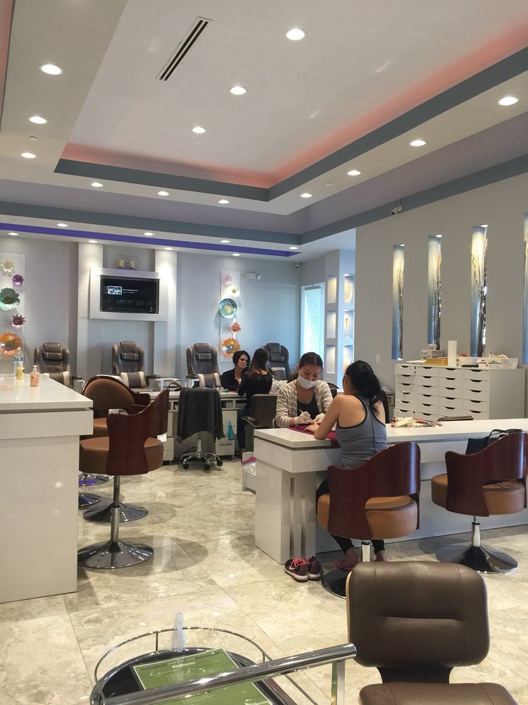 Grand Nails Lounge 25 Photos & 19 Reviews Nail Salons 20229 N