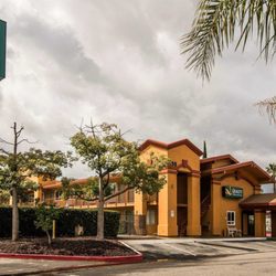Quality Inn Suites 44 Photos 61 Reviews Hotels 555 N Photo Of Quality Inn Suites Escondido Ca United States