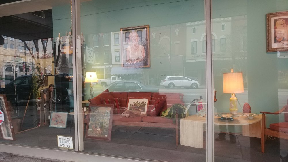 Salisbury Square Antiques