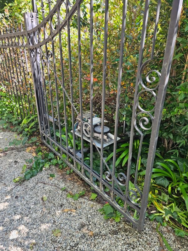 Genesis Garage Doors & Gates Repair