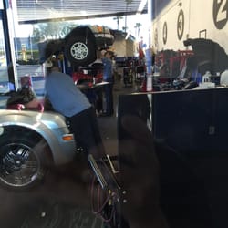 Pep Boys 54 Reviews Auto Repair 1233 S Country Club Dr Mesa Photo Of Pep Boys Mesa Az United States No One Is Working