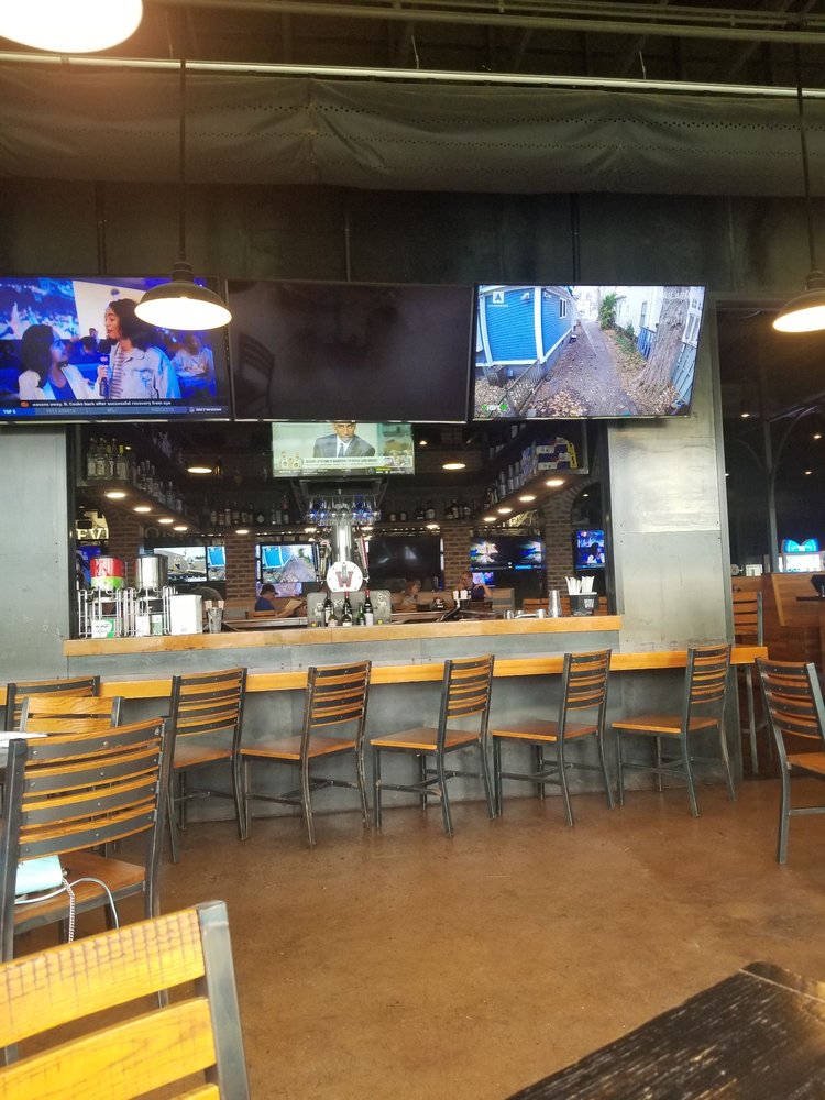 Walk-On's Sports Bistreaux - Waco Restaurant