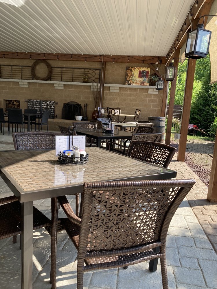 Anna Maries Winery & Cafe