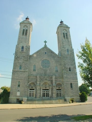 St Matthew’s Catholic Church - Churches - 229 W Yates St, East Syracuse