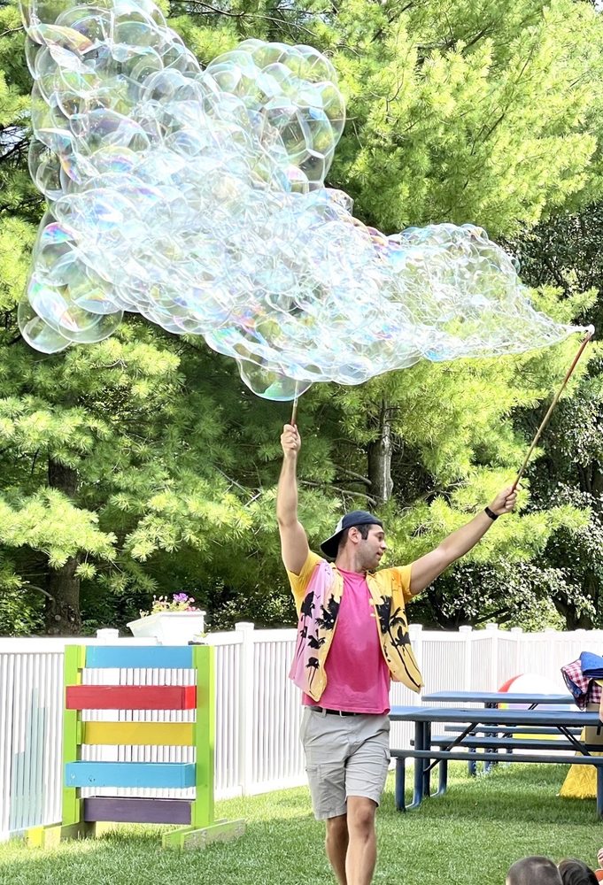 George The Magician And Bubble Extraordinaire