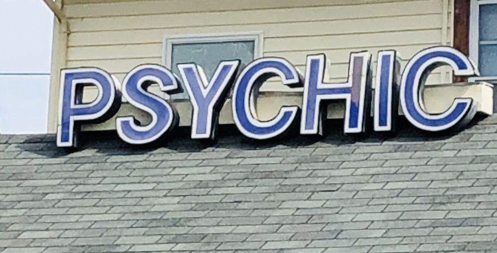 Psychic Tillie