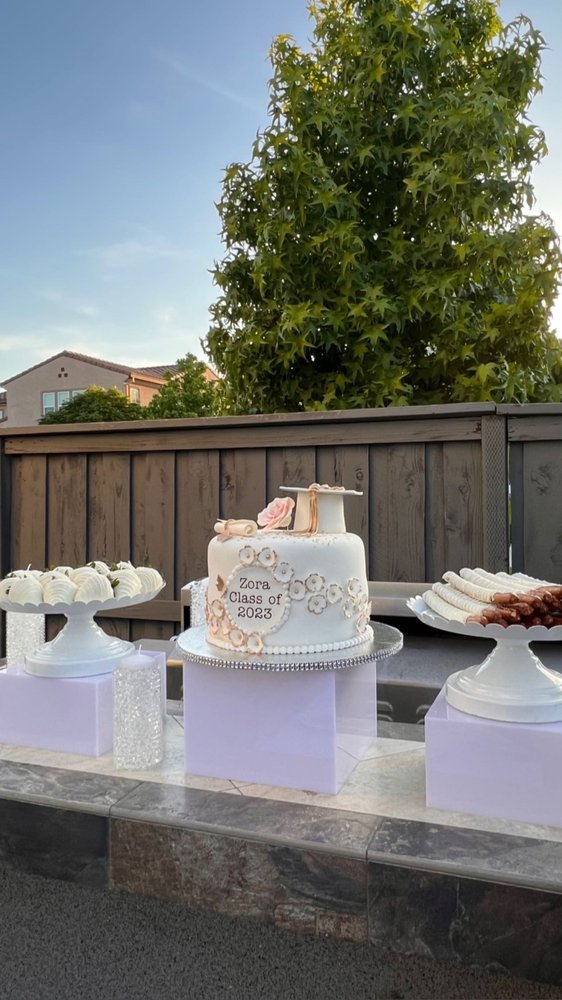 Martha's Cakes