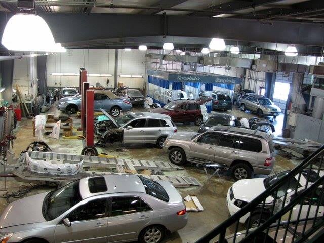Ray's Auto Body