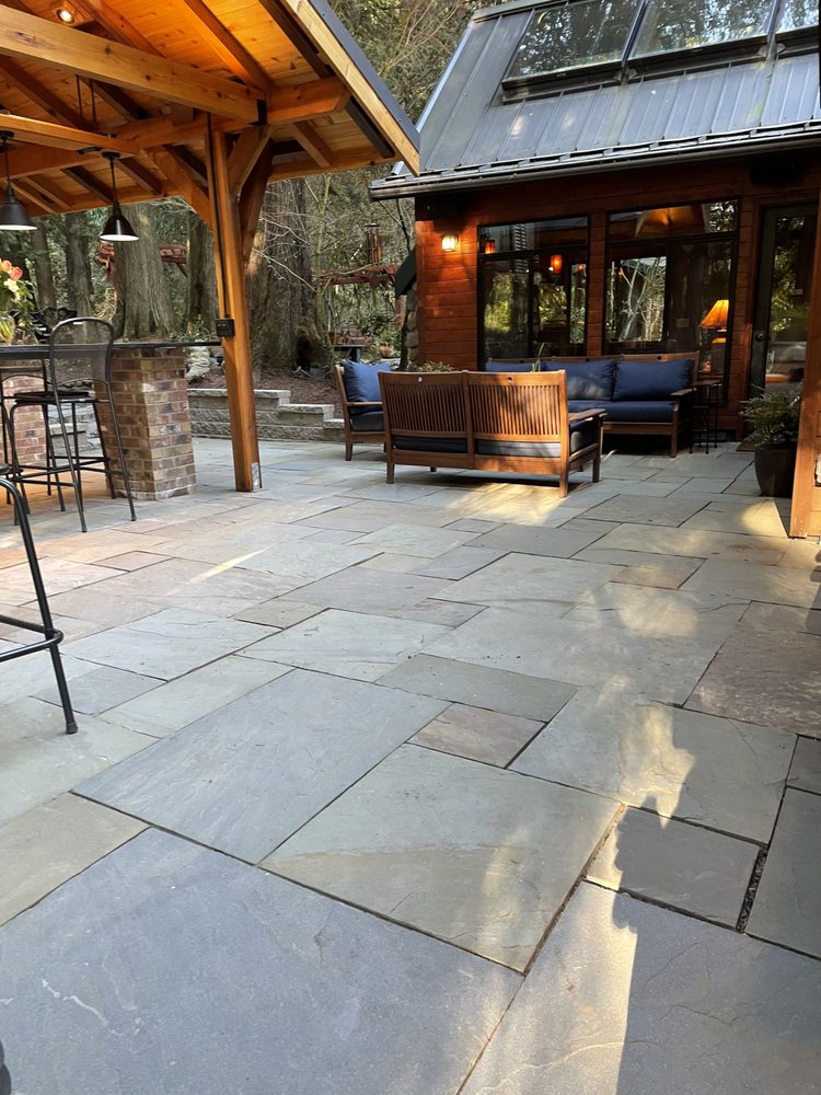 Ivan's Landscape & Construction