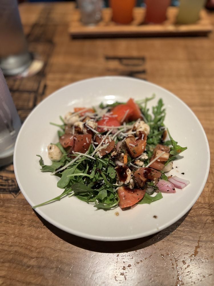 BJ's Restaurant & Brewhouse BJ's Restaurant & Brewhouse