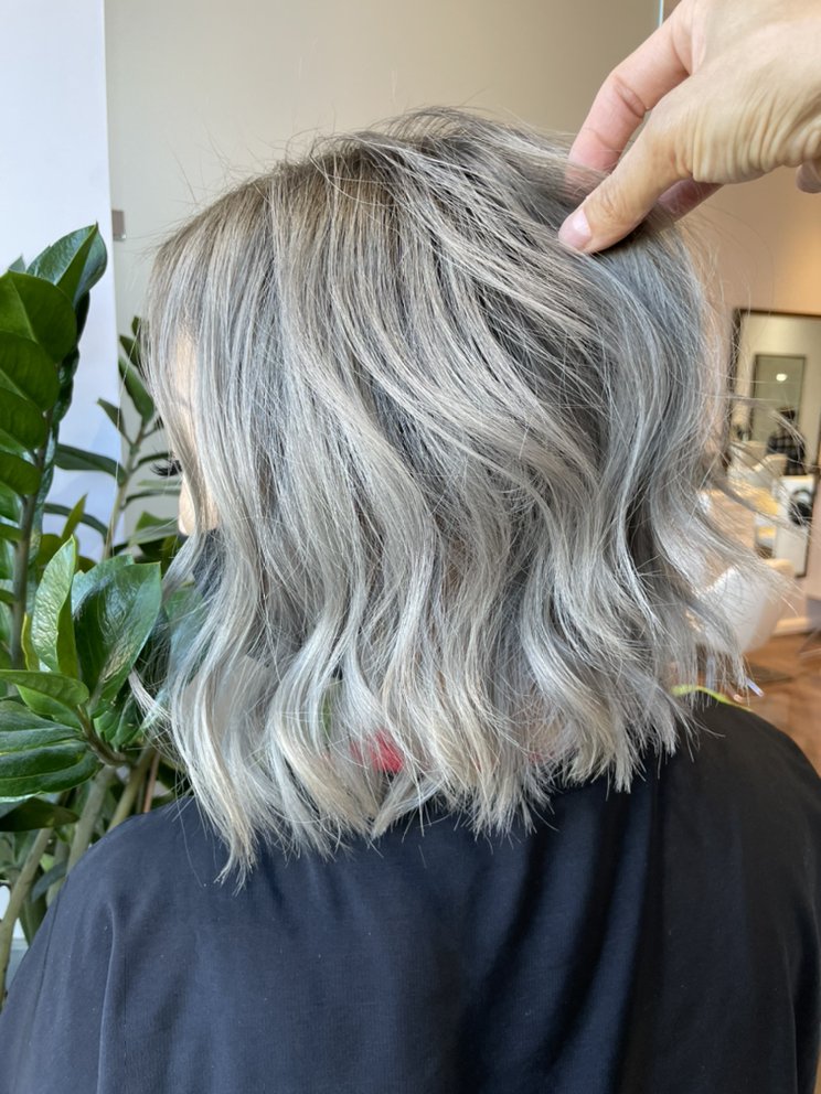 D Rock Salon