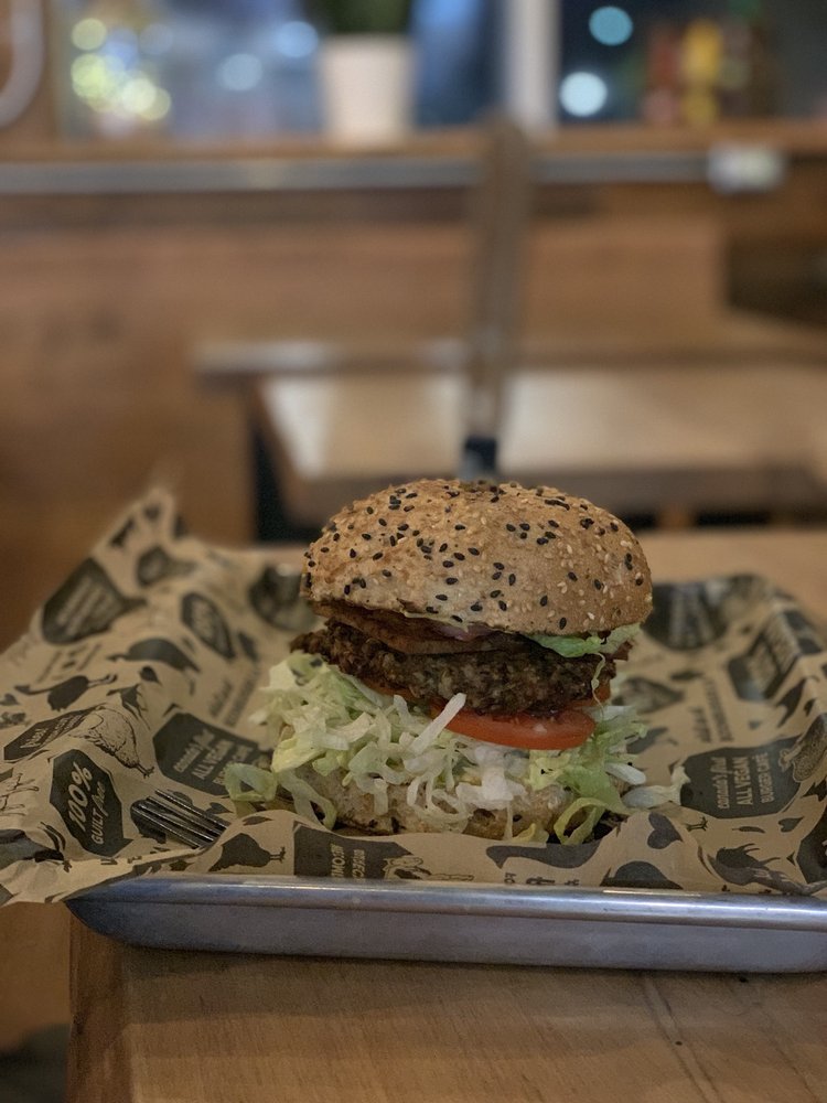 Boon Burger Café