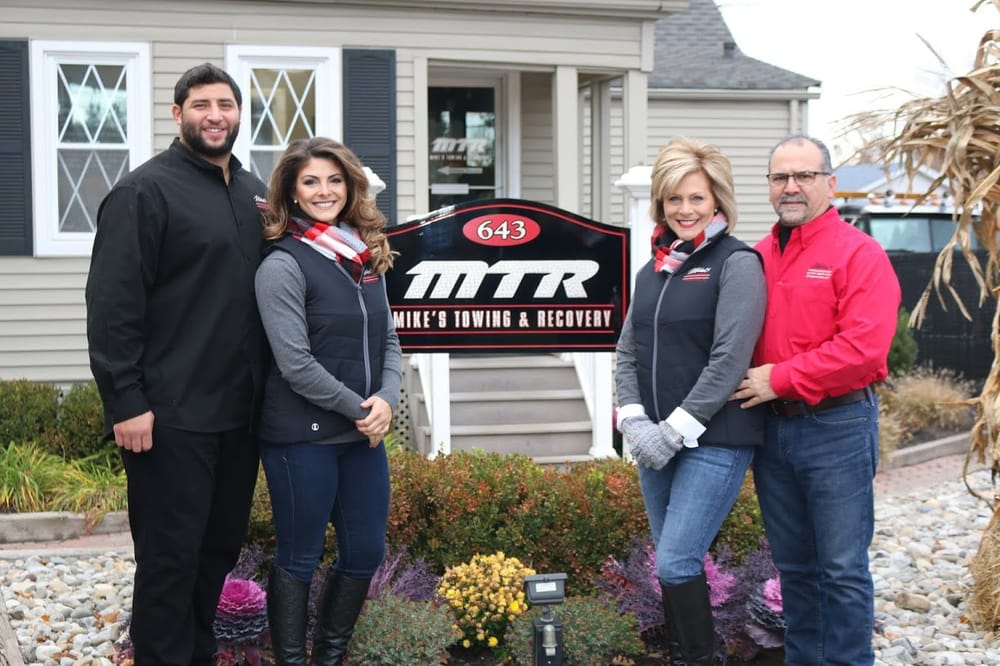 Mike's Towing & Recovery