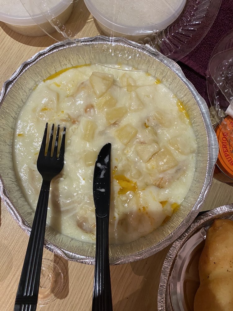 Cañas Restaurant and Bar