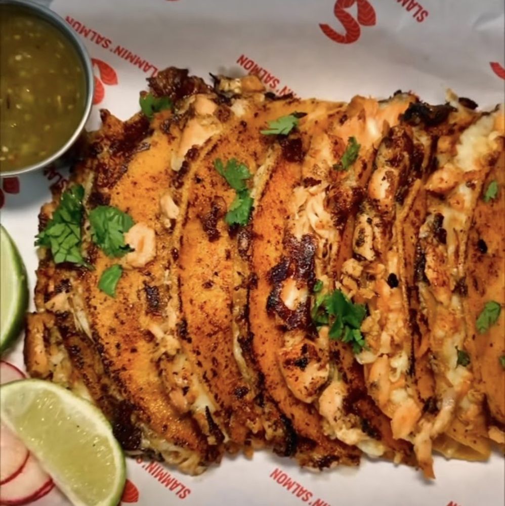 Slammin’ Salmon Food Truck