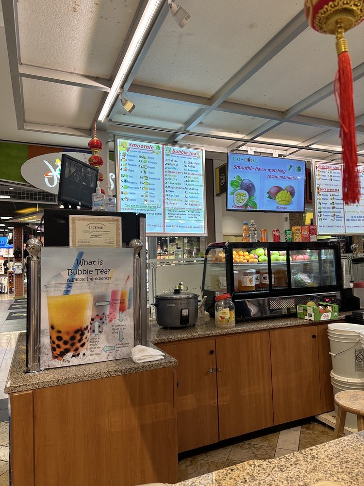 Co-Cool Smoothies and Bubble Tea
