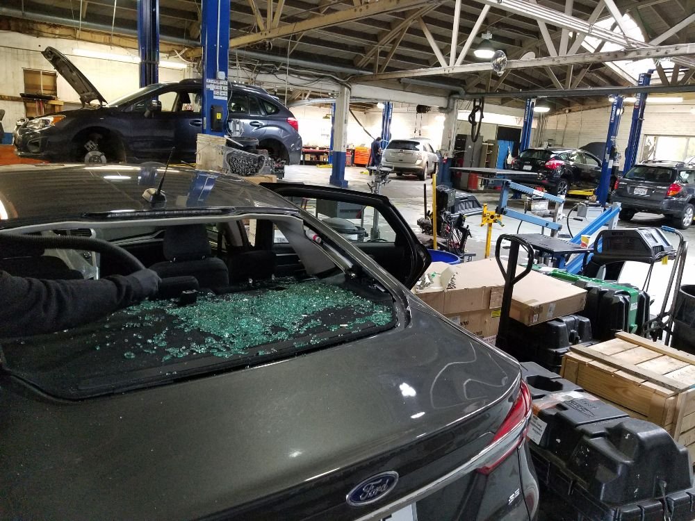 Better View Auto Glass Service 48 Photos 107 Reviews Better View Auto Glass Service 48 Photos 107 Reviews Windshield Installation Repair Oakland Chinatown Ca Phone Number Yelp