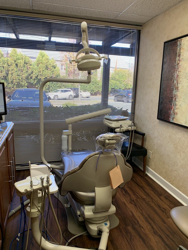 image of business Oasis Dentistry Uptown