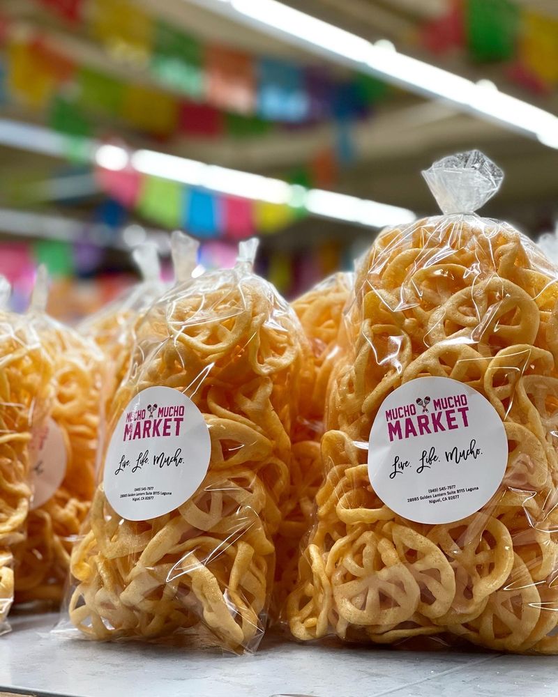 Mucho Mucho Market