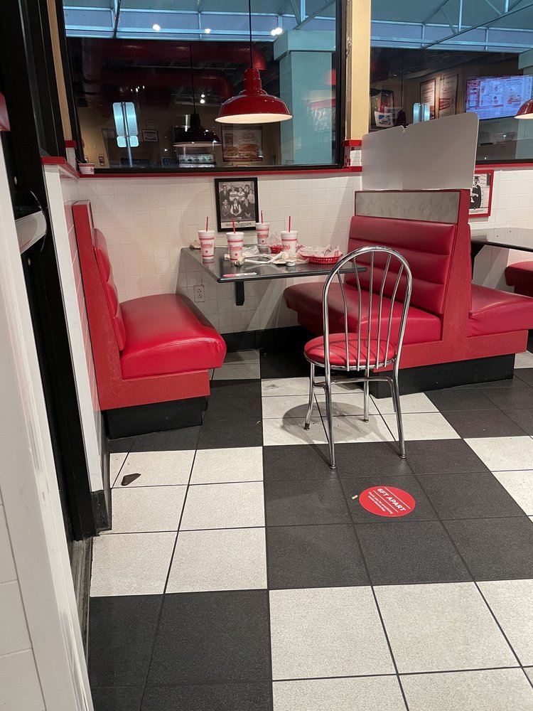 Freddy's Frozen Custard & Steakburgers