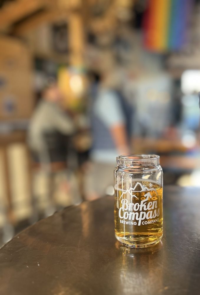 Broken Compass Brewing Image