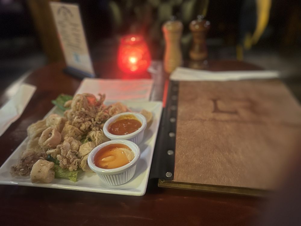 Living Room Restaurant & Lounge Living Room Restaurant & Lounge