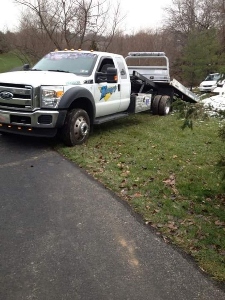 Kenny's Towing