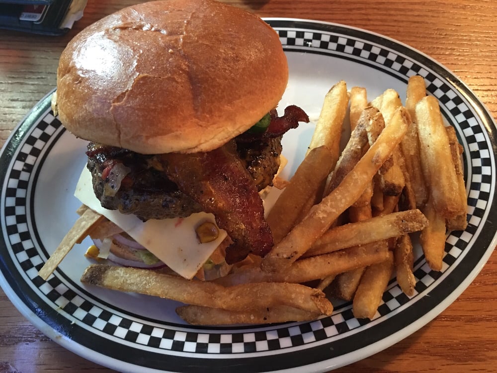 Quaker Steak & Lube 36 Photos & 57 Reviews American (Traditional