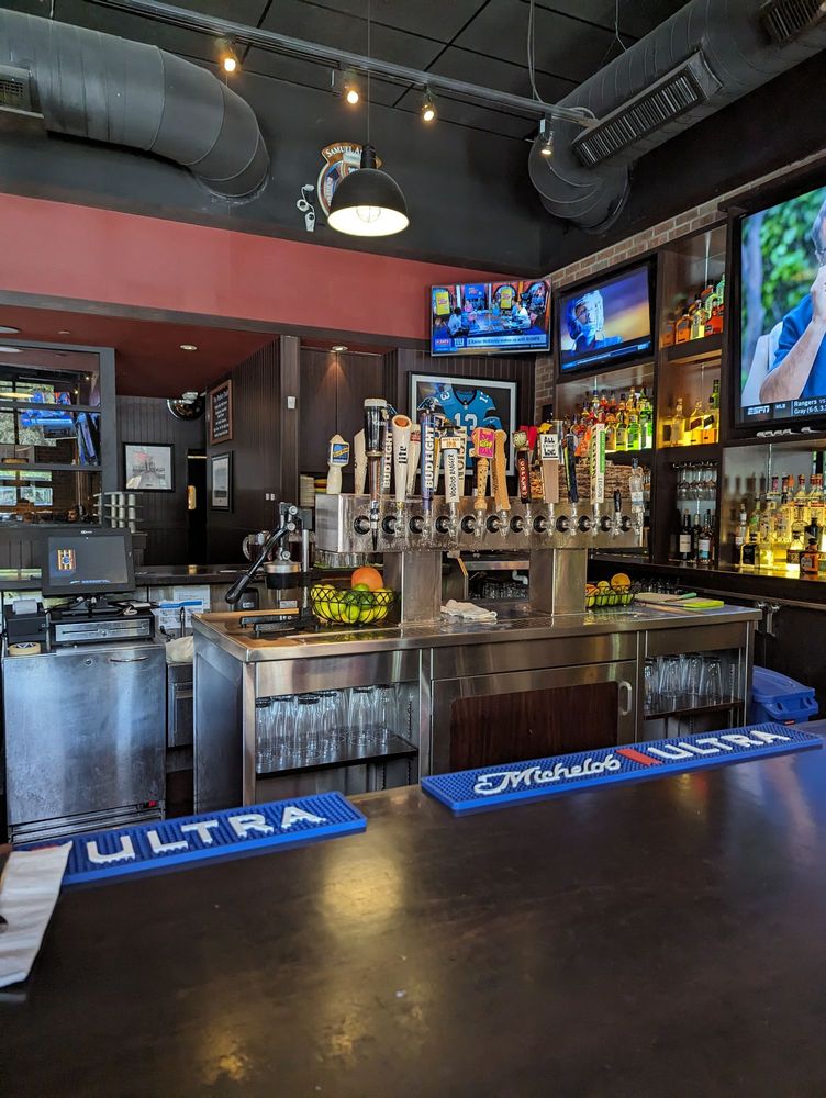 Rusty Bucket Restaurant & Tavern