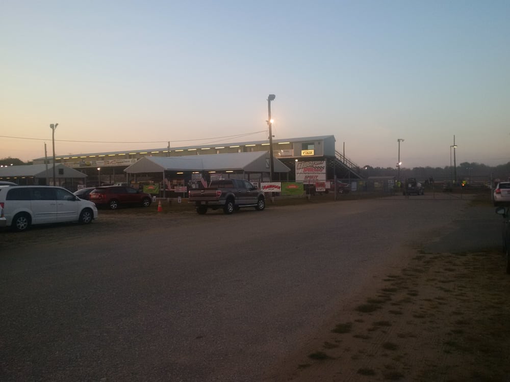 Bridgeport Speedway 22 Photos Race Tracks 83 Floodgate Rd
