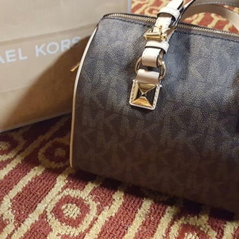Michael Kors 13 Photos 54 Reviews Men S Clothing 348 Nut Photo Of Michael Kors Vacaville Ca United States