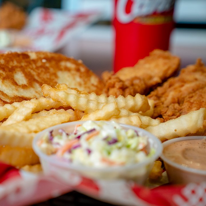 Raising Canes-Fullerton Raising Canes-Fullerton