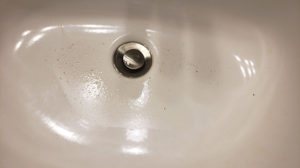 Dirty Deeds Cleaning