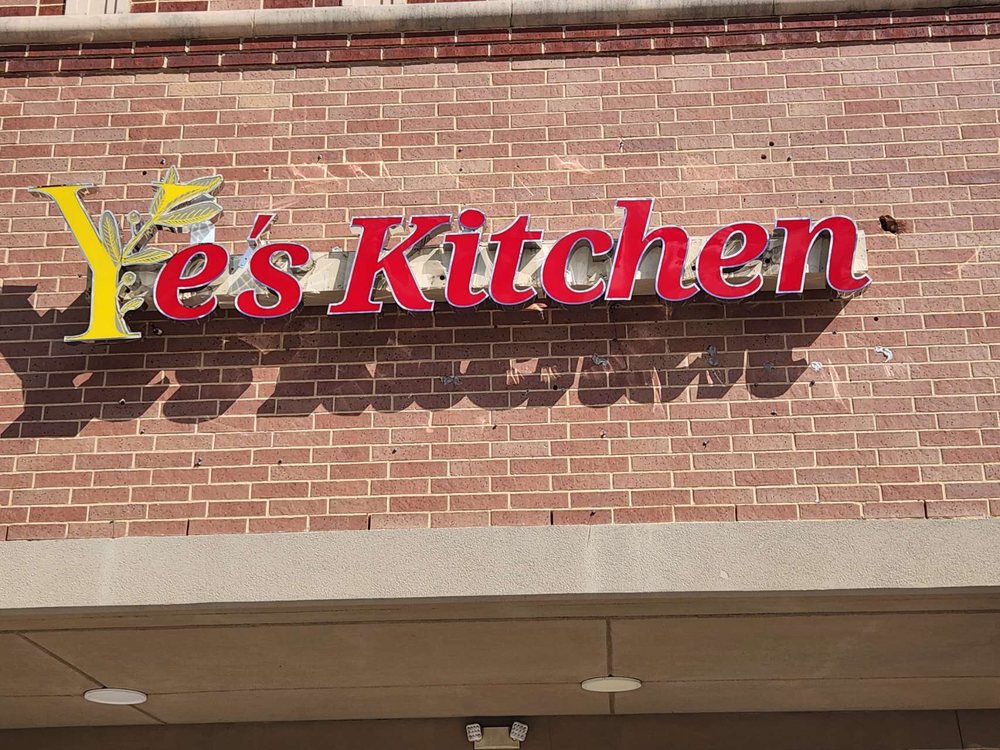Ye's Kitchen Asian Fusion