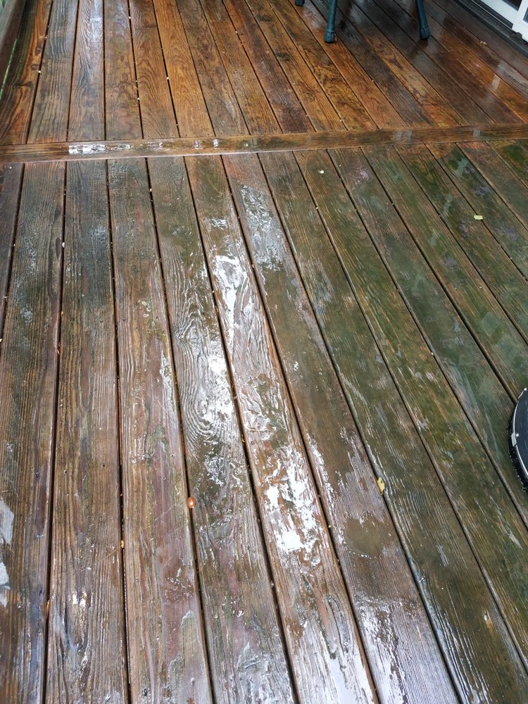 Before Deck Clean Deep Algae And Mold Is No Problem For Our